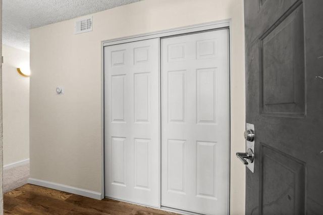 6043 Joaquin Murieta Avenue B, Newark, CA 94560