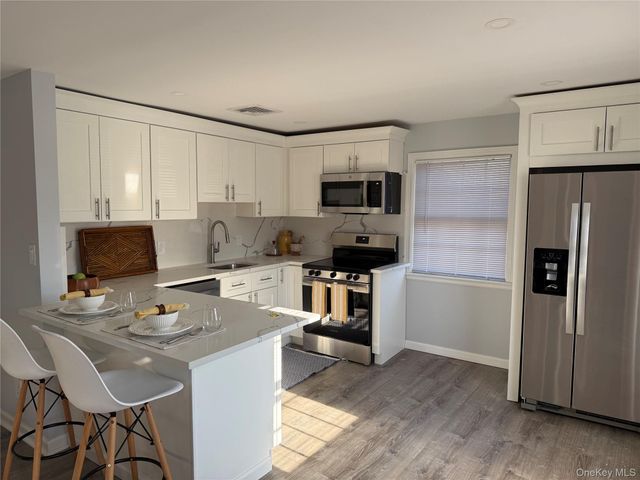 1 East Main Street, Huntington, NY 11743