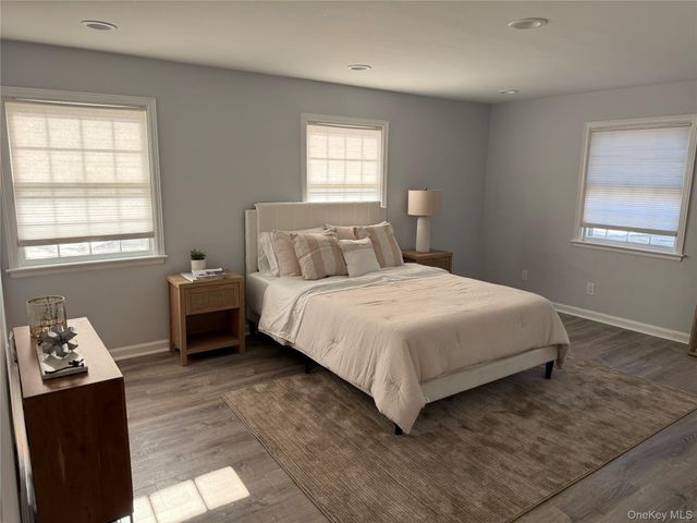 1 East Main Street, Huntington, NY 11743