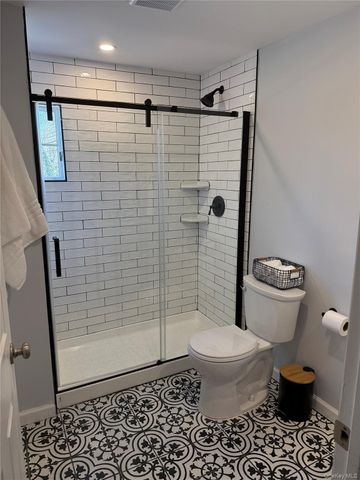 1 East Main Street, Huntington, NY 11743