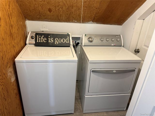 1 East Main Street, Huntington, NY 11743