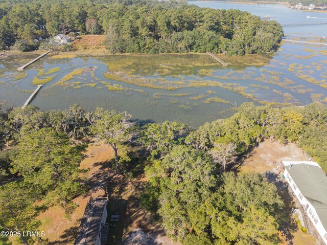 351 Brickyard Point Road, Beaufort, SC 29907