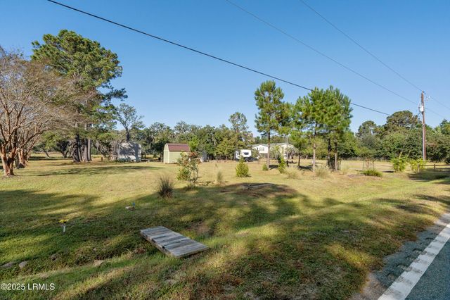 351 Brickyard Point Road, Beaufort, SC 29907