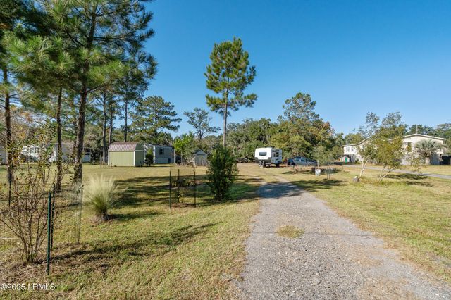 351 Brickyard Point Road, Beaufort, SC 29907