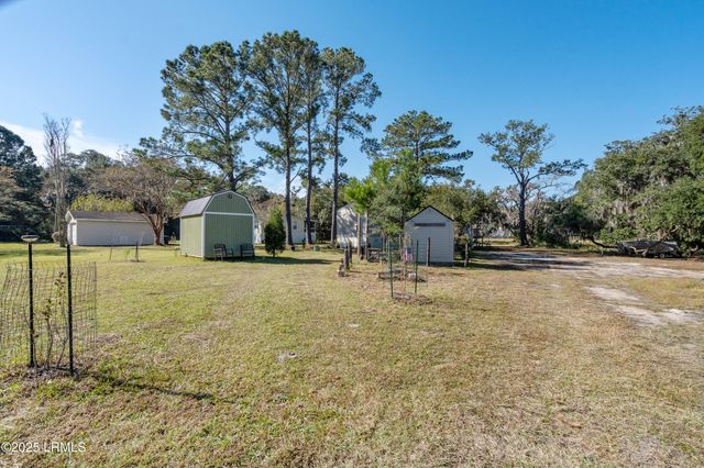351 Brickyard Point Road, Beaufort, SC 29907