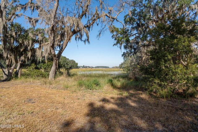 351 Brickyard Point Road, Beaufort, SC 29907