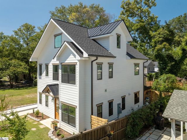 5 Winn Street, Greenville, SC 29601