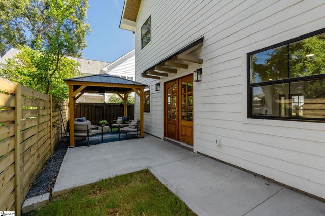 5 Winn Street, Greenville, SC 29601