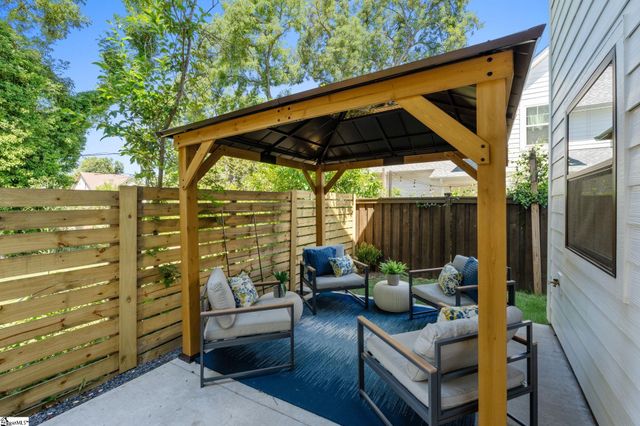 5 Winn Street, Greenville, SC 29601