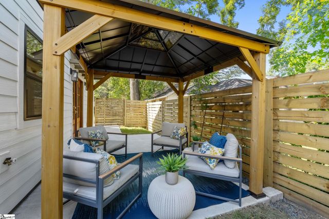 5 Winn Street, Greenville, SC 29601