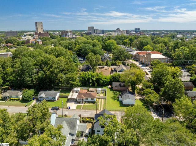 5 Winn Street, Greenville, SC 29601