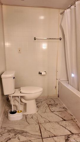 7124 Elmwood Drive, Grand Blanc, MI 48439