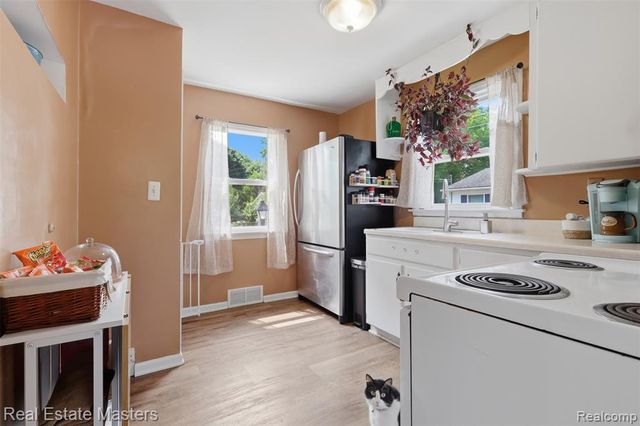 1014 Cypress Street, Port Huron, MI 48060