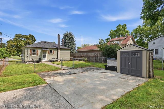 1014 Cypress Street, Port Huron, MI 48060