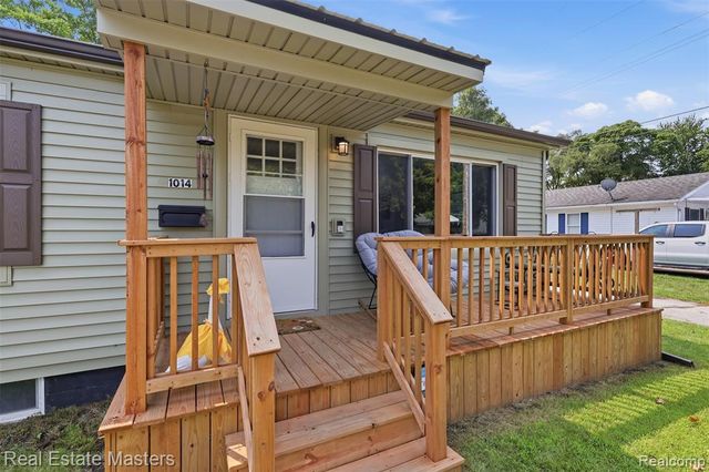 1014 Cypress Street, Port Huron, MI 48060