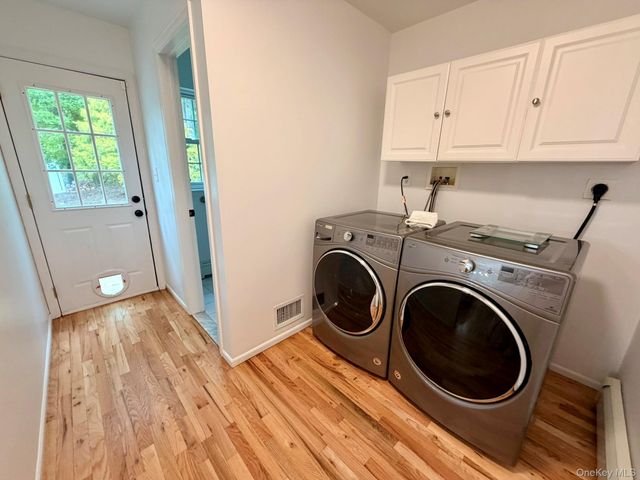 32 4th Avenue, Rocky Point, NY 11778