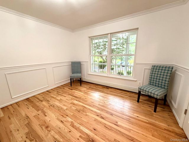 32 4th Avenue, Rocky Point, NY 11778