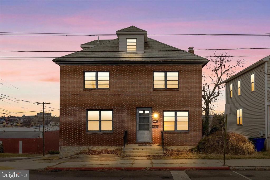 101 N CLEVELAND AVE, Hagerstown, MD 21740