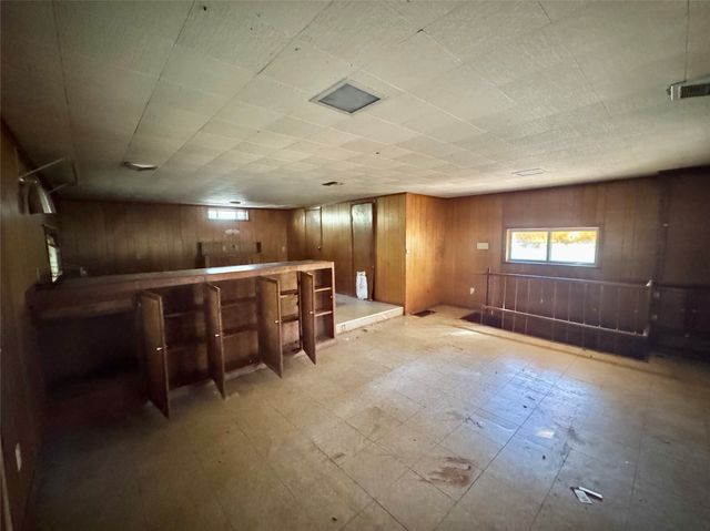 1211 Lindsey Street, Denton, TX 76205