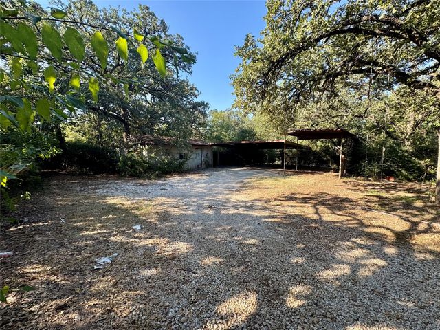 1211 Lindsey Street, Denton, TX 76205