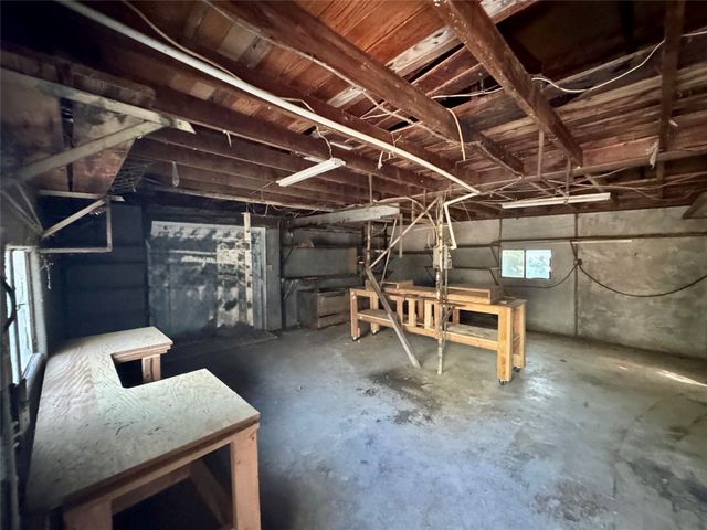 1211 Lindsey Street, Denton, TX 76205