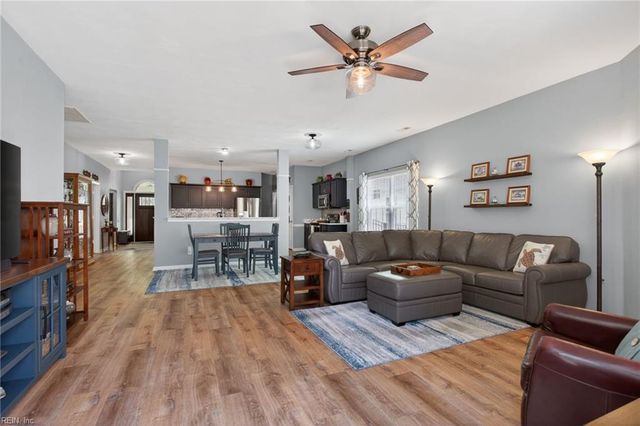 2881 Einstein DR, Virginia Beach, VA 23456