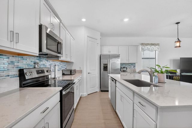 6026 Henderson Way, West Palm Beach, FL 33415
