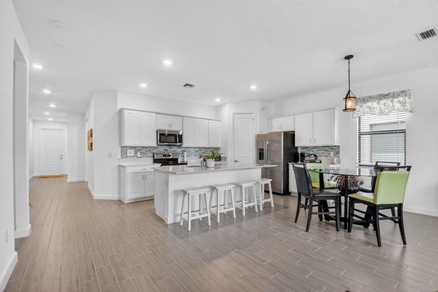 6026 Henderson Way, West Palm Beach, FL 33415