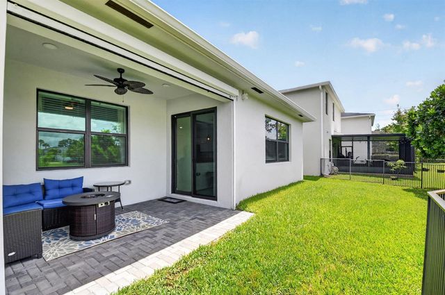 6026 Henderson Way, West Palm Beach, FL 33415