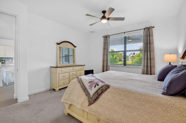 6026 Henderson Way, West Palm Beach, FL 33415