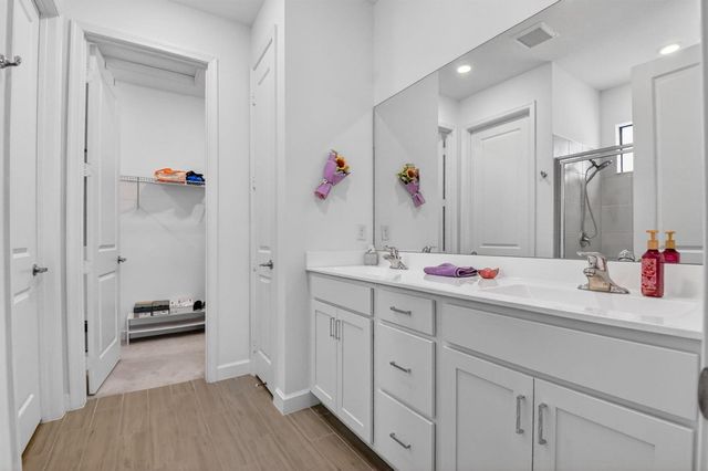 6026 Henderson Way, West Palm Beach, FL 33415