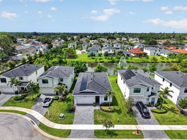 6026 Henderson Way, West Palm Beach, FL 33415