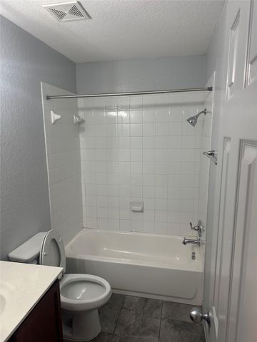 2234 Bentwood DR, New Braunfels, TX 78130