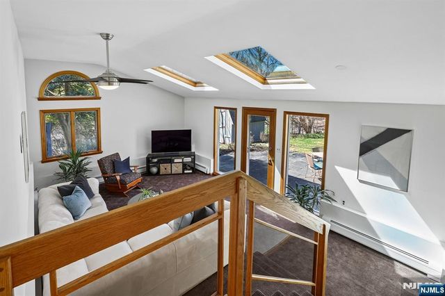 35 Brookview Terrace, Hillsdale, NJ 07642