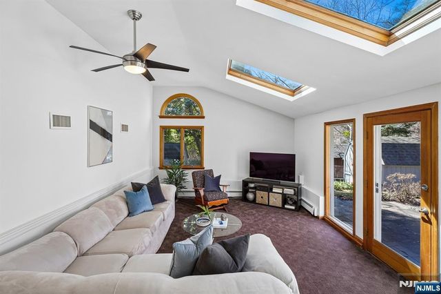 35 Brookview Terrace, Hillsdale, NJ 07642