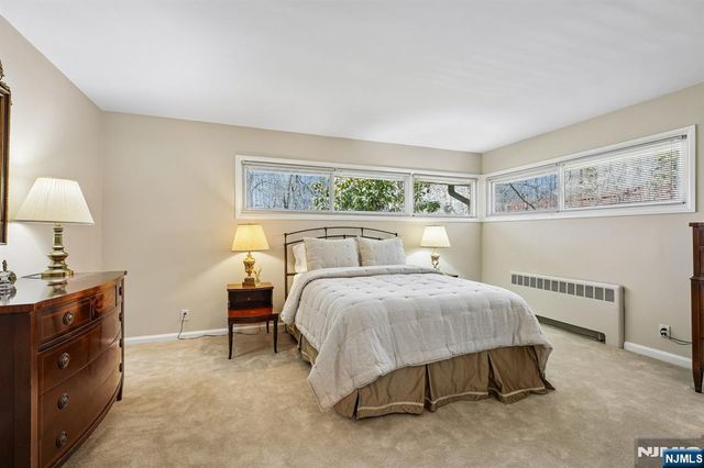 35 Brookview Terrace, Hillsdale, NJ 07642