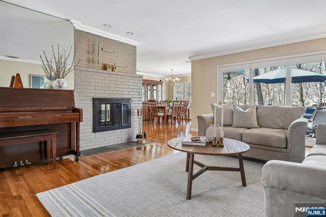35 Brookview Terrace, Hillsdale, NJ 07642