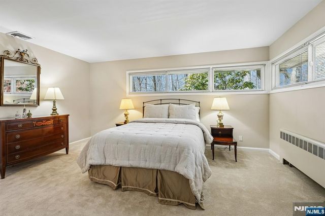 35 Brookview Terrace, Hillsdale, NJ 07642