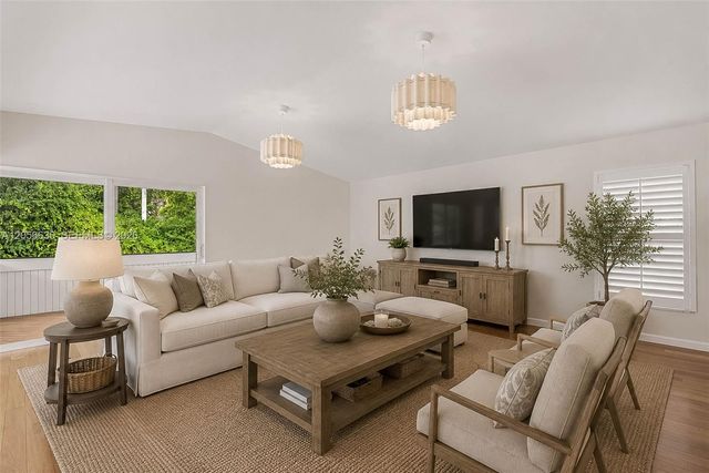 15540 SW 82nd Court, Palmetto Bay, FL 33157