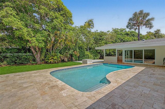 15540 SW 82nd Court, Palmetto Bay, FL 33157