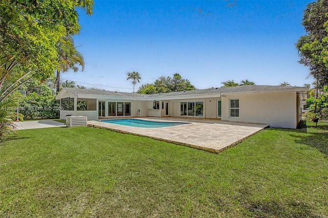 15540 SW 82nd Court, Palmetto Bay, FL 33157