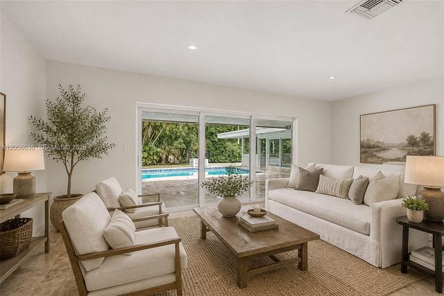 15540 SW 82nd Court, Palmetto Bay, FL 33157