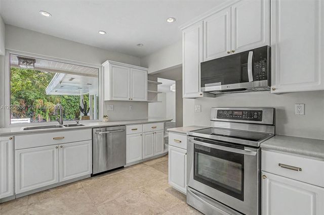15540 SW 82nd Court, Palmetto Bay, FL 33157