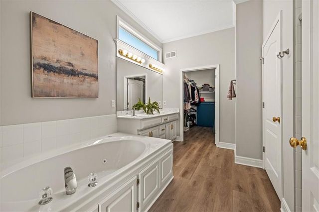 14421 Melrose Street, Overland Park, KS 66221