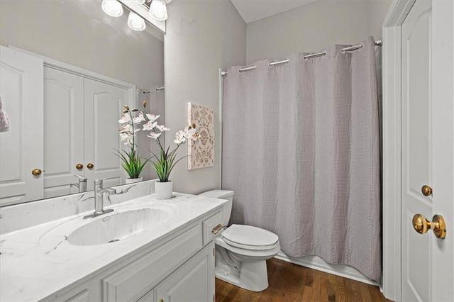 14421 Melrose Street, Overland Park, KS 66221