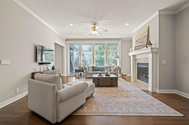 14421 Melrose Street, Overland Park, KS 66221