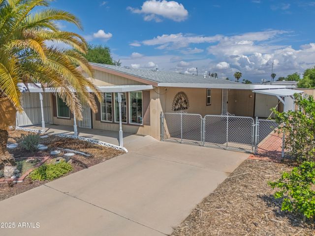 7642 E HOLMES Avenue, Mesa, AZ 85209