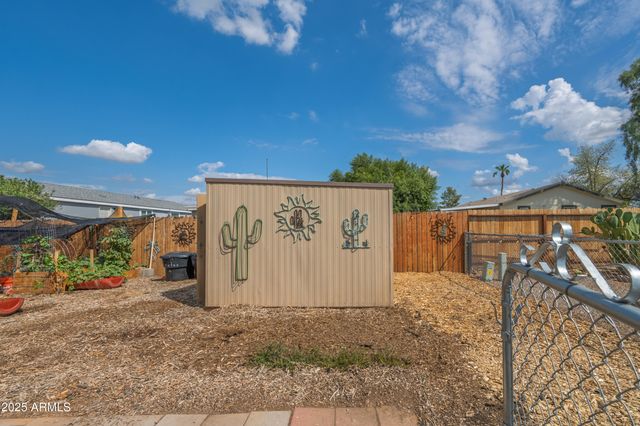 7642 E HOLMES Avenue, Mesa, AZ 85209
