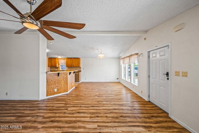 7642 E HOLMES Avenue, Mesa, AZ 85209