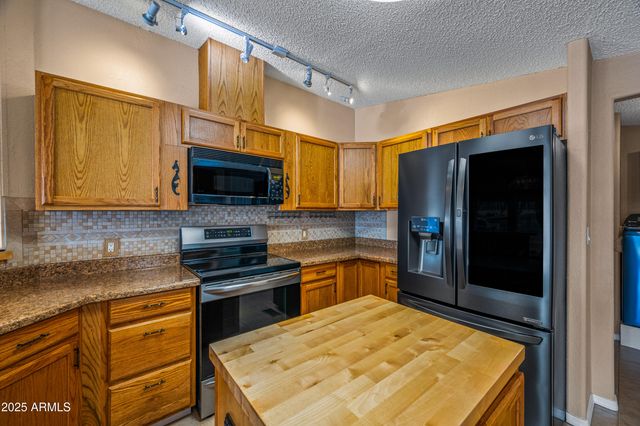 7642 E HOLMES Avenue, Mesa, AZ 85209